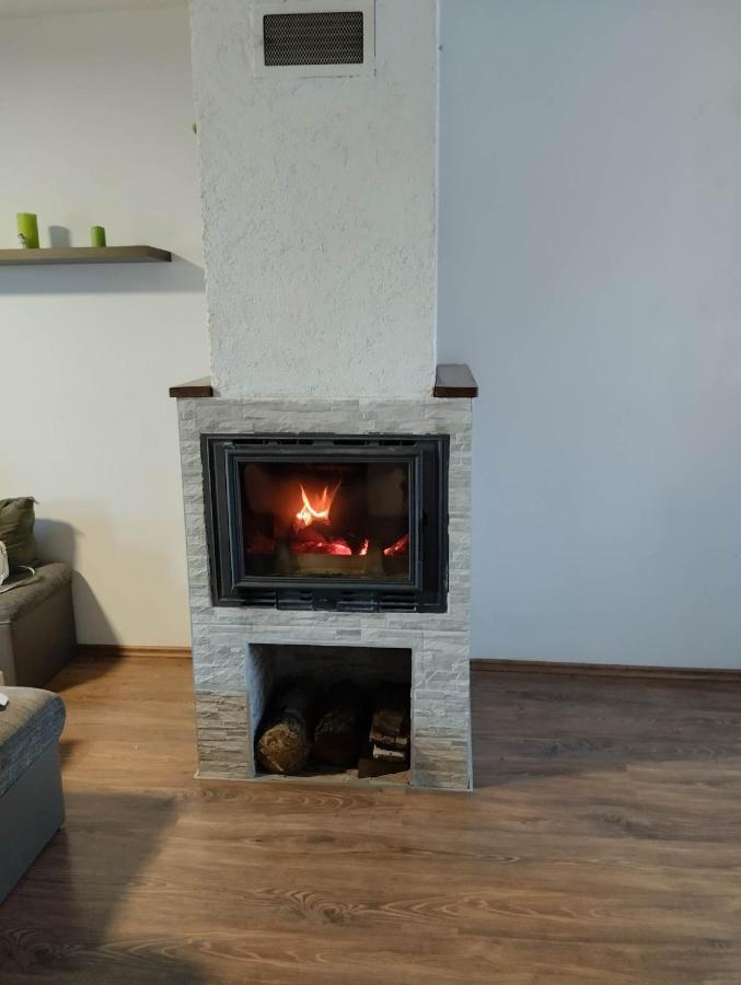 Family Holiday Apartman Nyiregyhaza Exterior photo